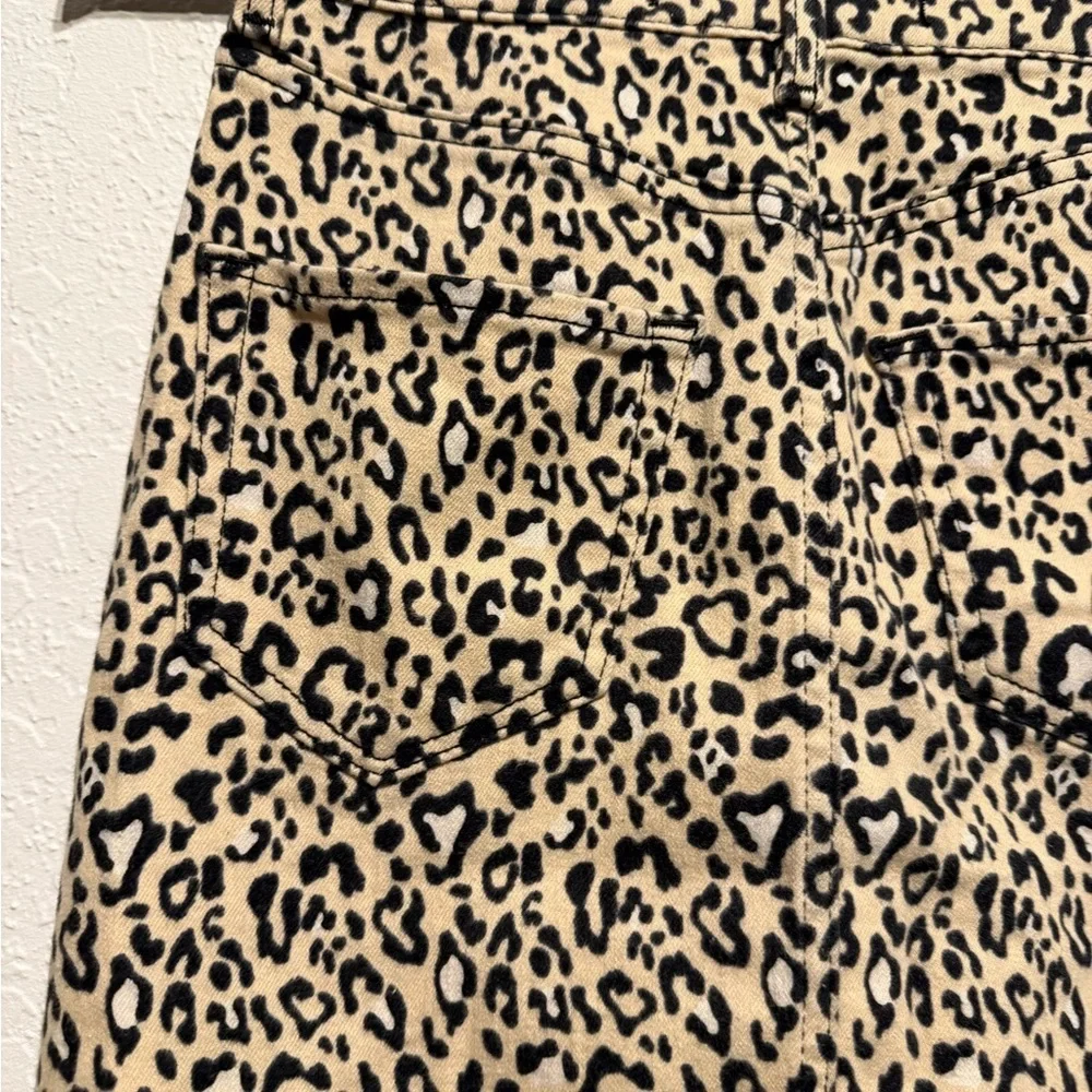 Hollister Ultra High Rise Leopard Print Button Front Mini Skirt Size 1 (25) Nude